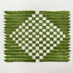 source: http://www.thisiscolossal.com/2012/10/the-geometric-food-art-of-sakir-gokcebag/